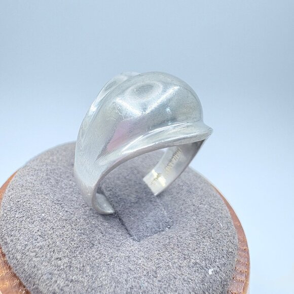 VTG Solid Sterling Silver 925 Modernist Tapered Band Dome Ring Size 8.75 - Picture 3 of 8